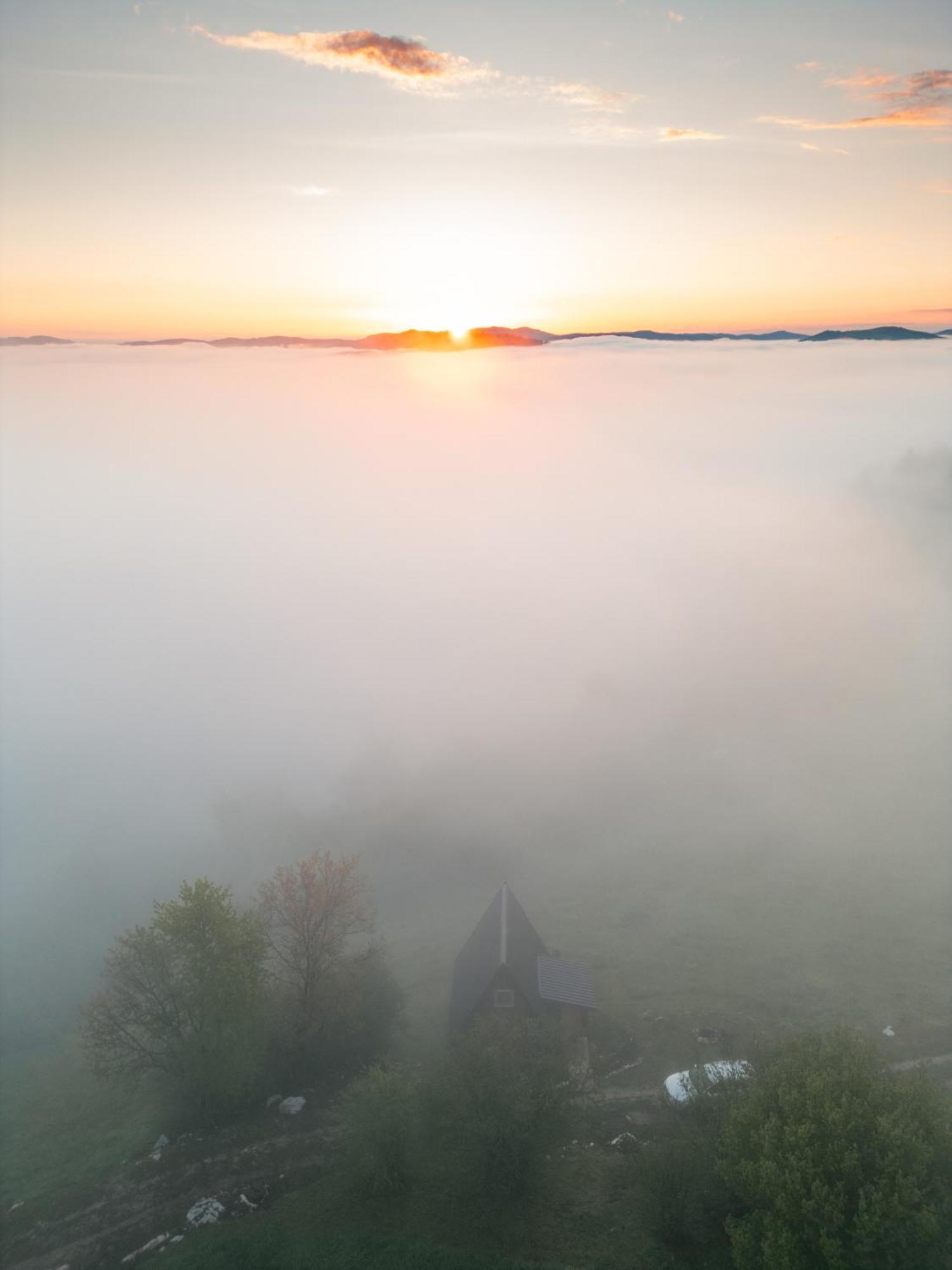 Uvacki Raj Villa Radijevici Екстериор снимка